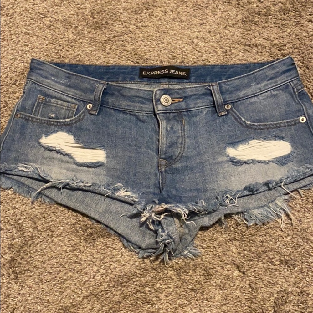 Denim cut off shorts